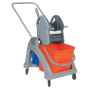 Carro de limpieza 600x500x900 mm.
